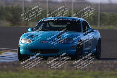 media/Jan-18-2026-CalClub SCCA (Sun) [[8bc6468723]]/Group 7 Race/Turn 1/